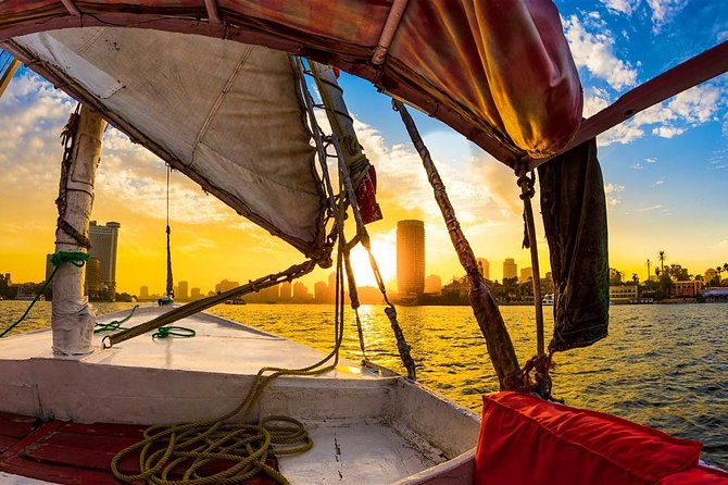 1 -Hour Sailing Egyptian felucca ride on the Nile in Cairo - Sunset timing and the changing view