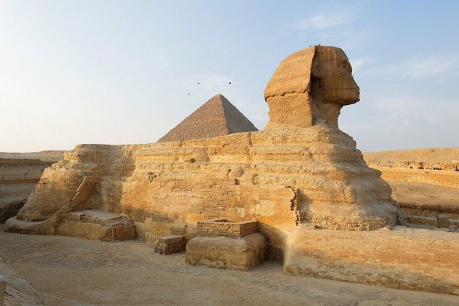 2 Days Private Guided Tour around Cairo and Giza - Day one: meeting the pyramids at Giza