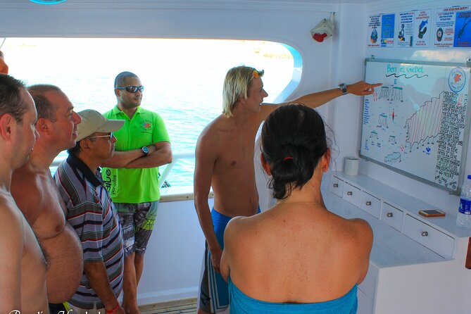2-Dive adventure-Safe & Top-rated boat for Certified Divers - Settling aboard the 27-meter vessel