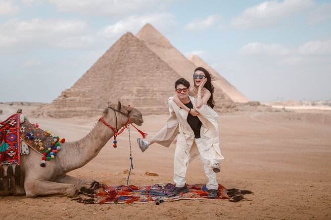 2 hrs Unique Photo session (PhotoShoot) at the Pyramids of Giza - Stop two: the Great Sphinx and Great Pyramid