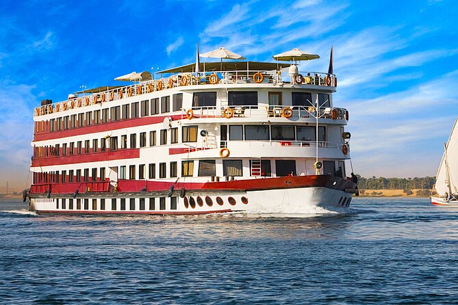 2-Night Nile Cruise to Aswan from Luxor with Hot Air Balloon ride - Kom Ombo’s unusual double temple