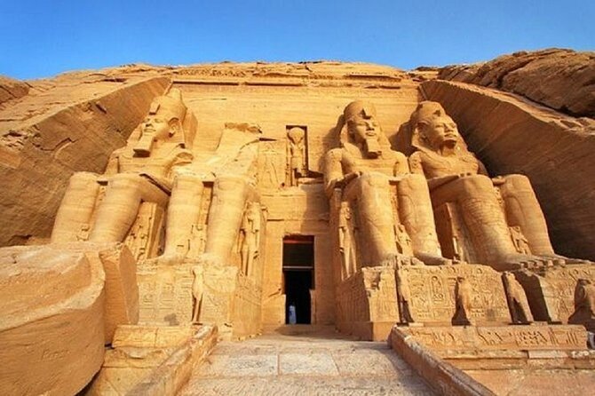 2 Nights Nile cruise from Luxor to Aswan - Day one: the Valley of the Kings before breakfast has fully settled