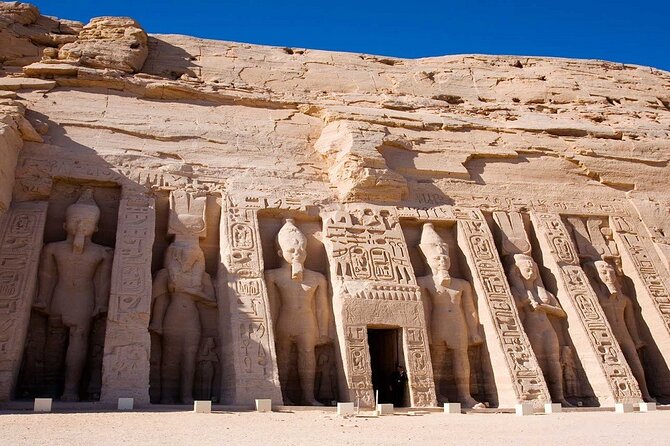2 Nights Nile cruise from Luxor to Aswan - Hatshepsut and Medinet Habu: two very different royal monuments