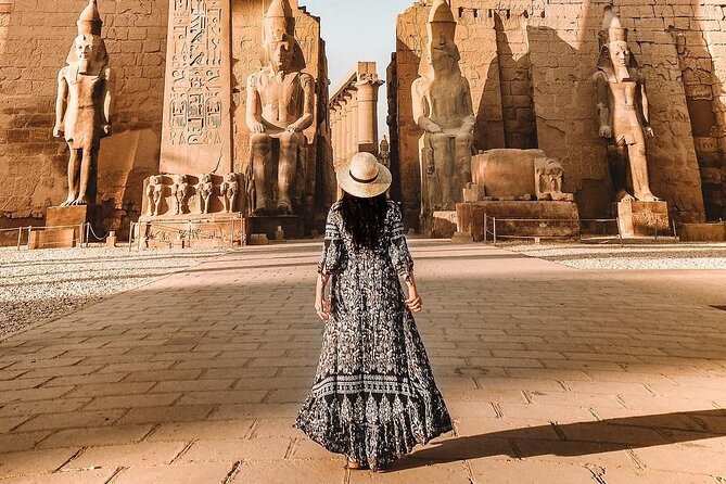 (3-Nights Cruise From Aswan To Luxor & Balloon, Abu Simbel) - Day two: Abu Simbel’s huge stone guardians