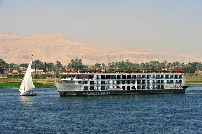 4-Day Nile Cruise Aswan and Luxor Hot Air Balloon with Abu Simbel - Starting in Aswan at Philae Temple