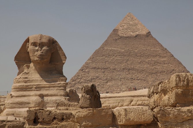 4 Hours private tour to Giza pyramids Sphinx - The Sphinx deserves more than a roadside glance