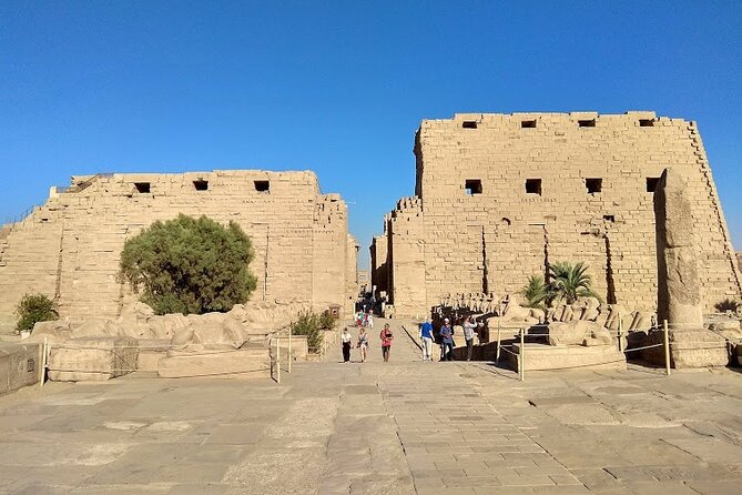 4-Night, 5-Star Nile Cruise from Luxor to Aswan - Day 4: Aswan’s dam, quarry, and island temple