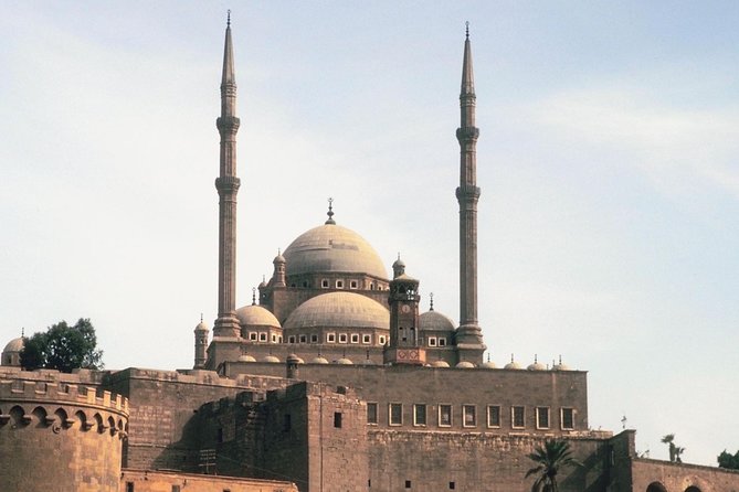 8-Hour Private Guided City Tour of Cairo and Felucca ride - Lunch at a local Egyptian restaurant