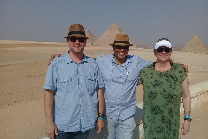 8-Hour Private Tour to Giza Pyramids, Memphis and Sakkara - One day, three chapters of ancient Egypt