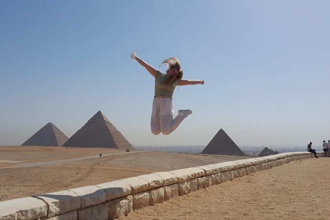 8 Hours Guided tour to Giza Pyramids , Sphinx, Saqqara & Dahshur - A guide-led day, not just a driver transfer