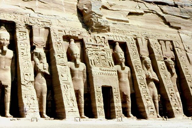 Abu Simbel Excursion 1 Day Trip from Aswan (Sharing Bus & Egyptologist Guide) - Ramesses II’s Great Temple