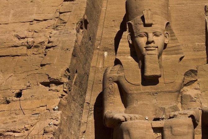 Abu Simbel Excursion 1 Day Trip from Aswan (Sharing Bus & Egyptologist Guide) - Timing, heat, and comfort