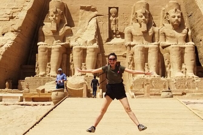 Abu Simbel Private Full-Day Tour from Aswan - The 4 a.m. departure and the road through the Sahara