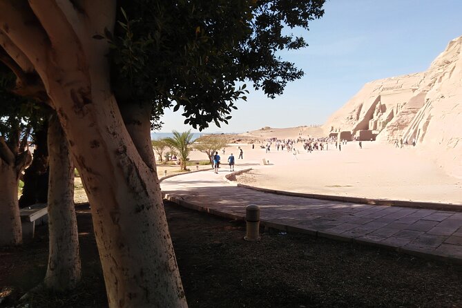 Abusimble Day Tour from Aswan - Arriving at the temple complex