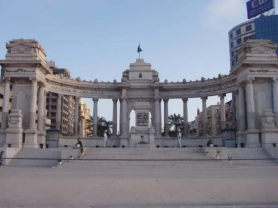 Alexandria: Archeological Day Tour - Kom El Shokafa, Alexandria’s underground surprise