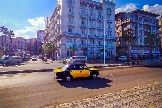 Alexandria Day Trip From Cairo - Mansheya markets and the city’s working streets