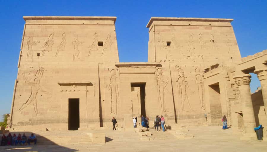 Aswan: High Dam, Unfinished Obelisk, & Philae Private Tour - The motorboat approach to Philae Temple