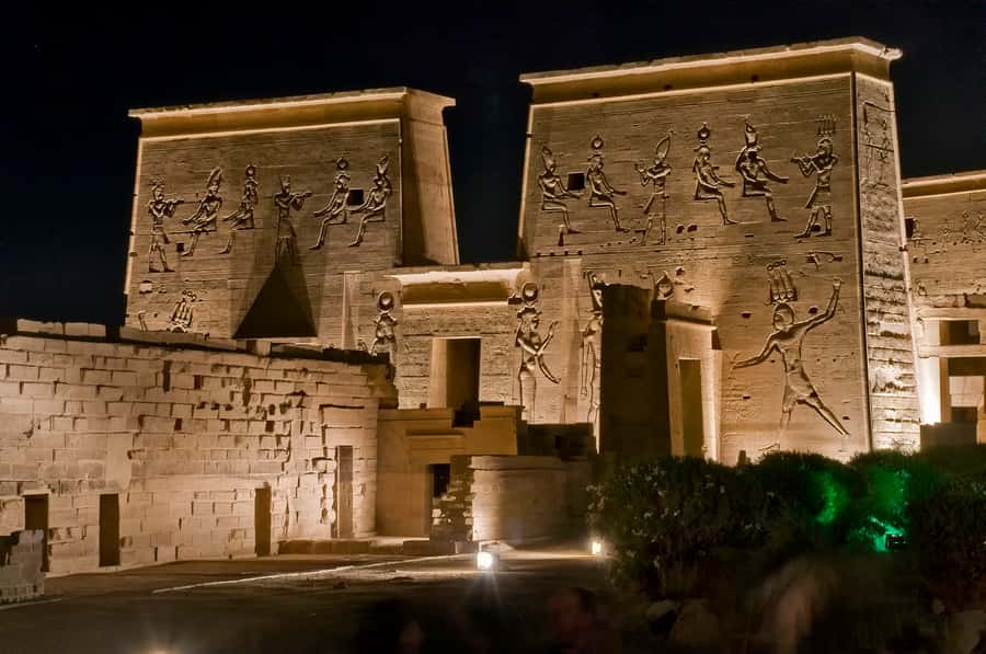 Aswan: Philae Temple Sound & Light Show with Entrance Fees - Why Philae is especially good at night