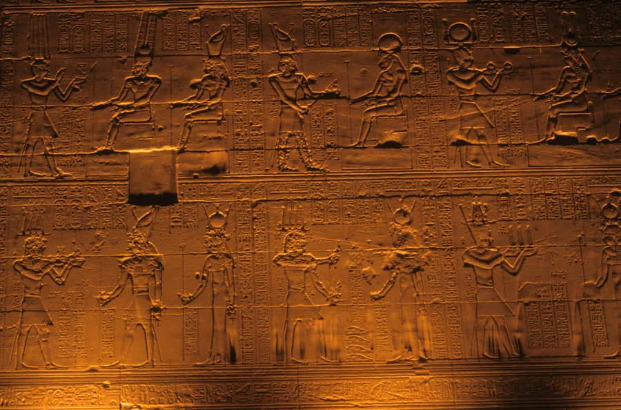 Aswan: Philae Temple Sound & Light Show with Entrance Fees - The boat crossing to Agilkia Island