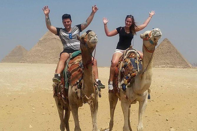 Best tour to Giza Pyramids, Egyptian Museum, Bazaar and Felucca - Two Hours Among the Giza Pyramids