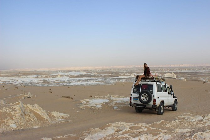 Black and White Desert and Bahariya Oasis Tour 2 Days 1 Night - Sunrise, breakfast, and the road back