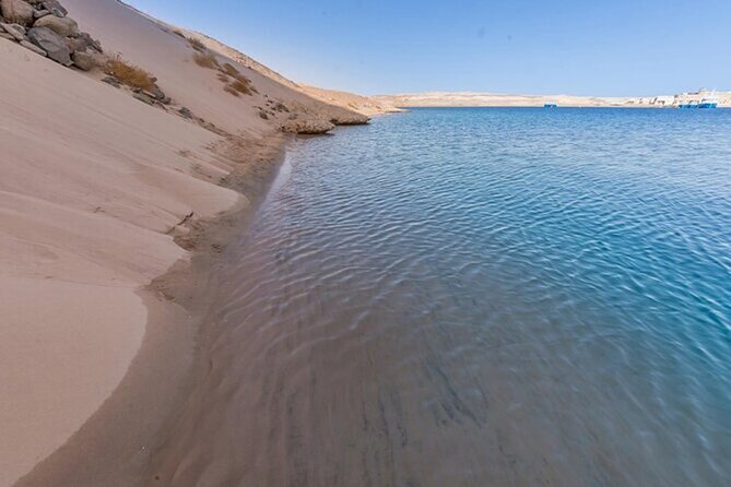 Bus Tour to Ras Mohamed from Sharm El Sheikh - The 1968 Earthquake Crack