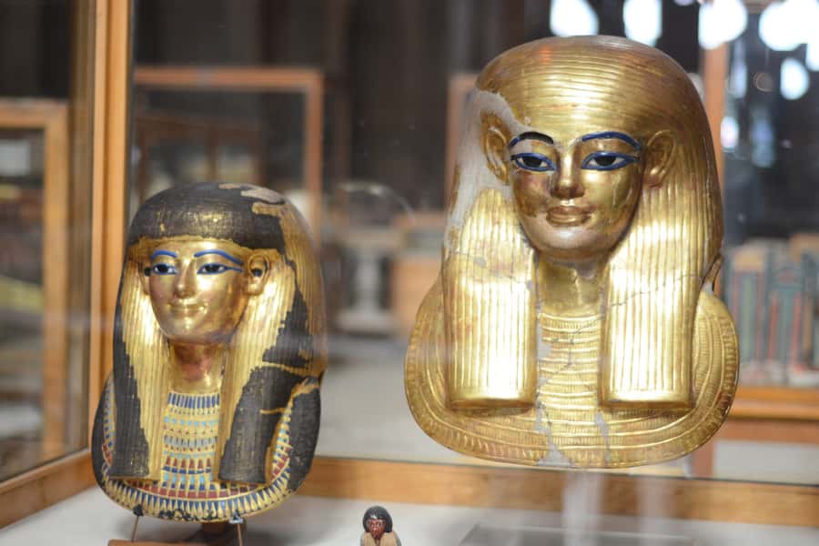 Cairo: 2-Day Pyramid, Museum, Bazaar Private Tour - A one-hour felucca ride offers a quieter Nile view