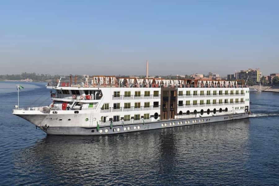 Cairo: 6-Day Egypt Tour with Flights and Nile Cruise - Day 6: Abu Simbel, Aswan, and the flight back to Cairo