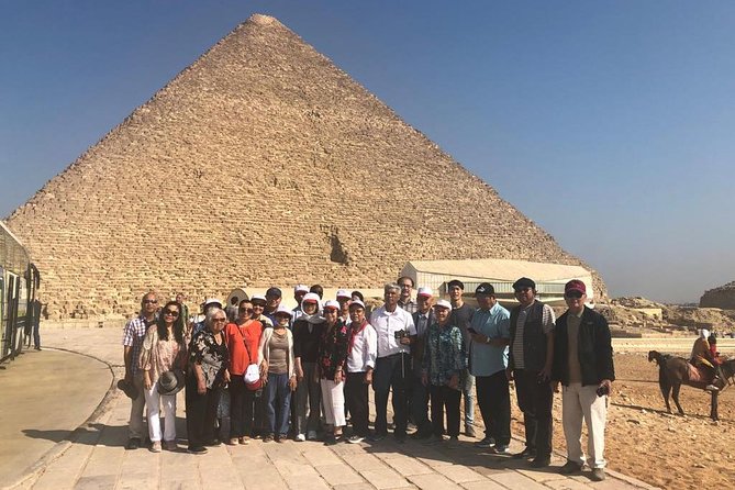 Cairo 8 Hour Private Tour of Pyramids, Egyptian Museum and Bazaar - Key Points To Know Before Booking
