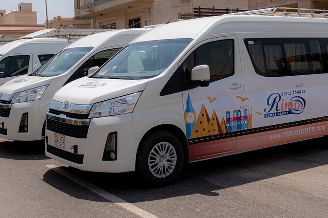 Cairo Airport Private Arrival/Departure Transfer to any address/hotel in Giza - The arrival meeting point and what to keep ready