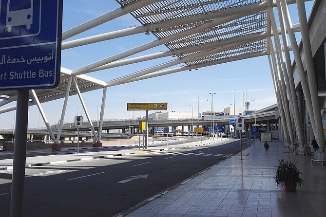 Cairo: Airport Transfer Service With Meeting And Greeting - Who should book this Cairo transfer