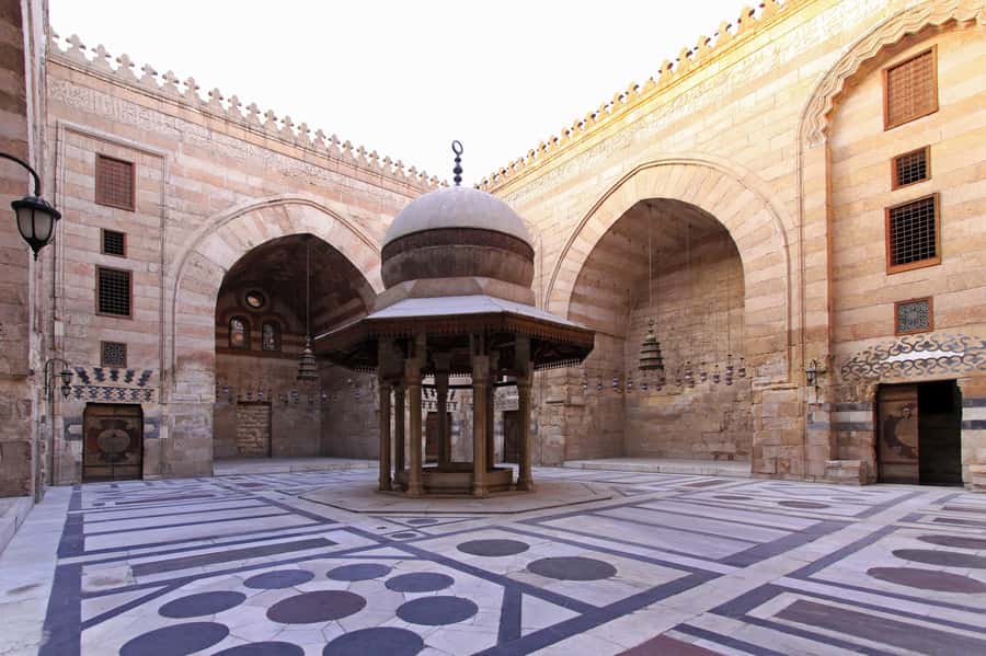 Cairo: All-Inclusive Coptic & Islamic Cairo Tour with Lunch - What $40 really buys you