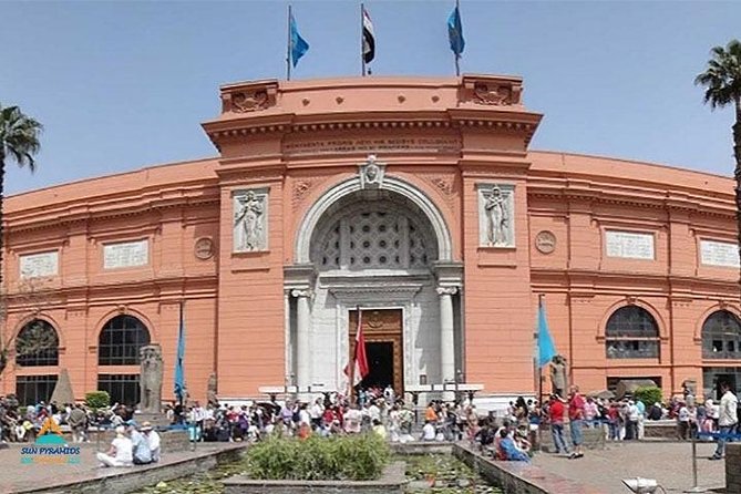 Cairo and Nile Cruise Tour - Day 4: Sailing past Kom Ombo and Edfu