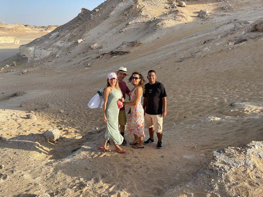 Cairo: Bahariya Oasis & White Desert A Private Day Adventure - The Cairo pickup and the four-hour transfer