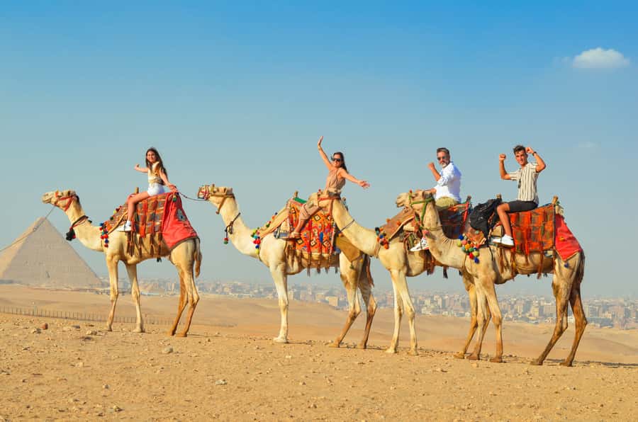Cairo: Camel Ride Around The Pyramids with Hotel Pickup - What the $40 experience actually includes