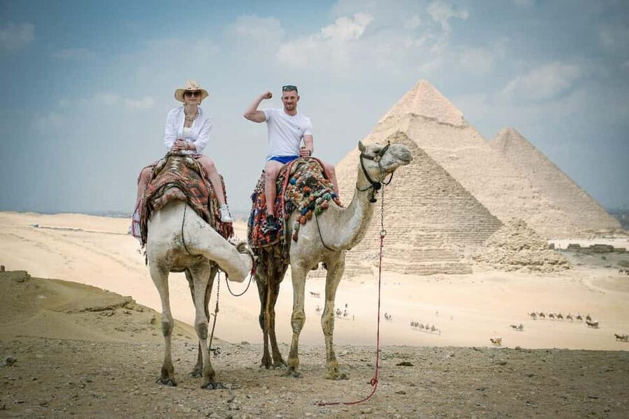 Cairo Day Tour: Pyramids, Museum, Camel Ride & Local Lunch - Why this one-day Cairo plan works