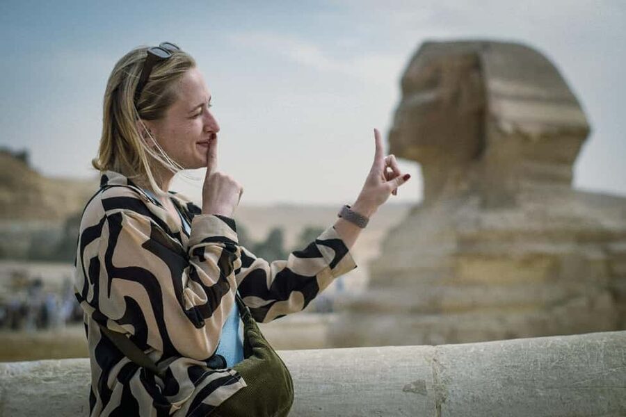 Cairo Day Tour: Pyramids, Museum, Camel Ride & Local Lunch - Meeting the Sphinx