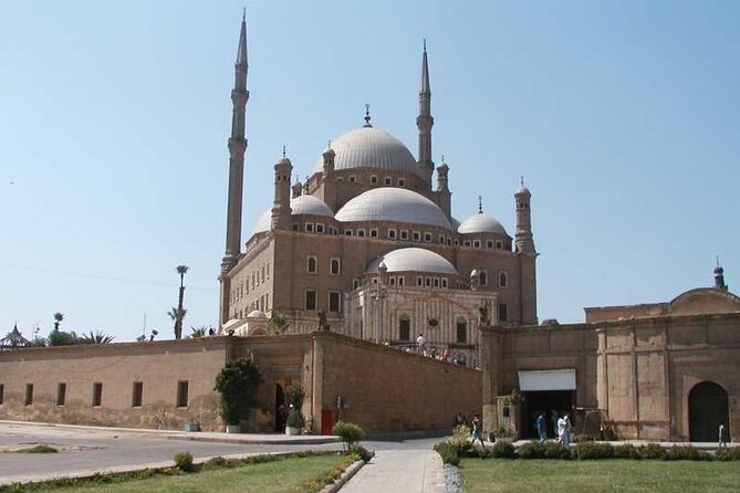 Cairo Day Tour visit Egyptian Museum, Citadel and Khan Khalil Bazaar - Who should choose this Cairo day tour?