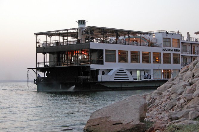 Cairo dinner Cruise with Belly dancer show - Who Will Enjoy This Evening Most
