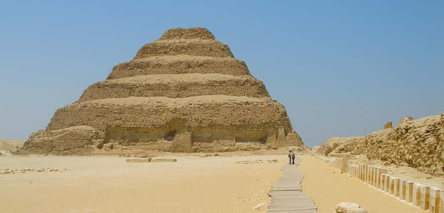 Cairo: Djoser, Bent Pyramid & Memphis Day Trip - Who should book this experience