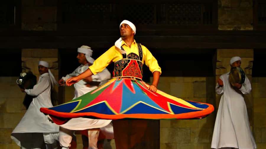 Cairo: Egyptian Heritage Tanoura Dancing Troupe Show - Heat, timing, and other things to keep in mind