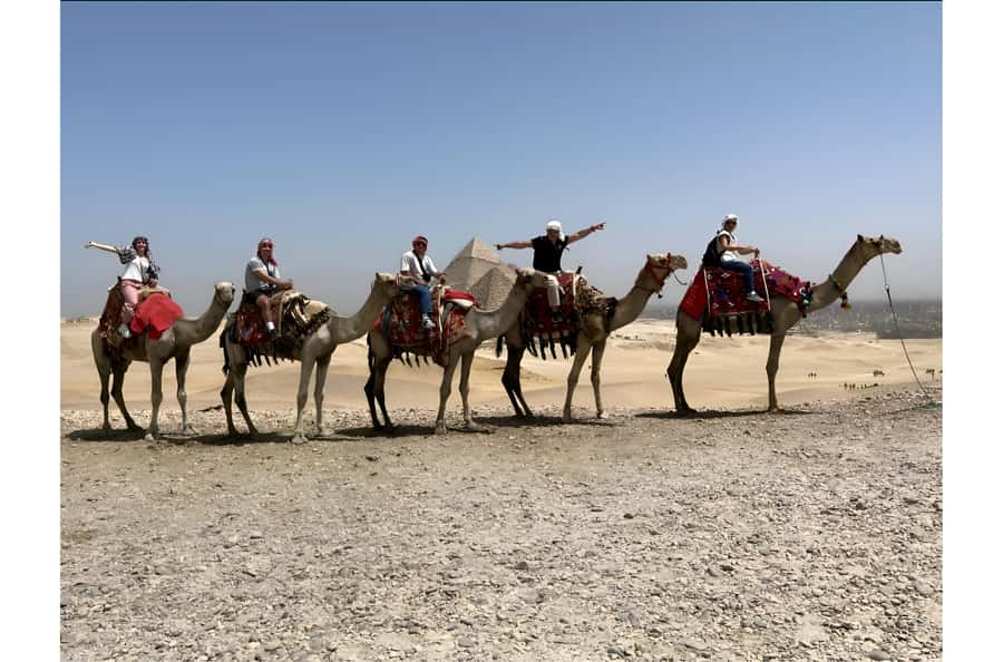 Cairo: Giza Pyramids & Grand Egyptian Museum Tour with Lunch - Hotel pickup and the Cairo traffic factor