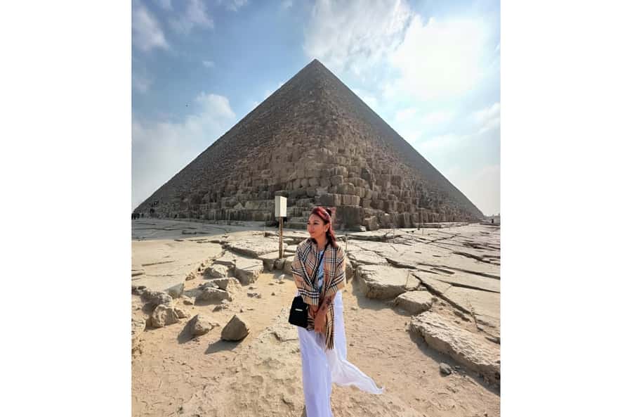 Cairo: Giza Pyramids & Grand Egyptian Museum Tour with Lunch - Lunch near Giza, with koshari at the center