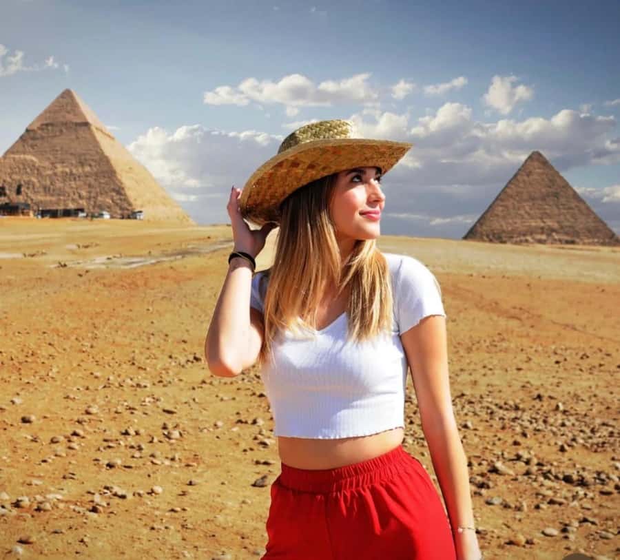 Cairo: Giza Pyramids, Memphis, and Sakkara Day Trip - Giza Plateau and the three great pyramids