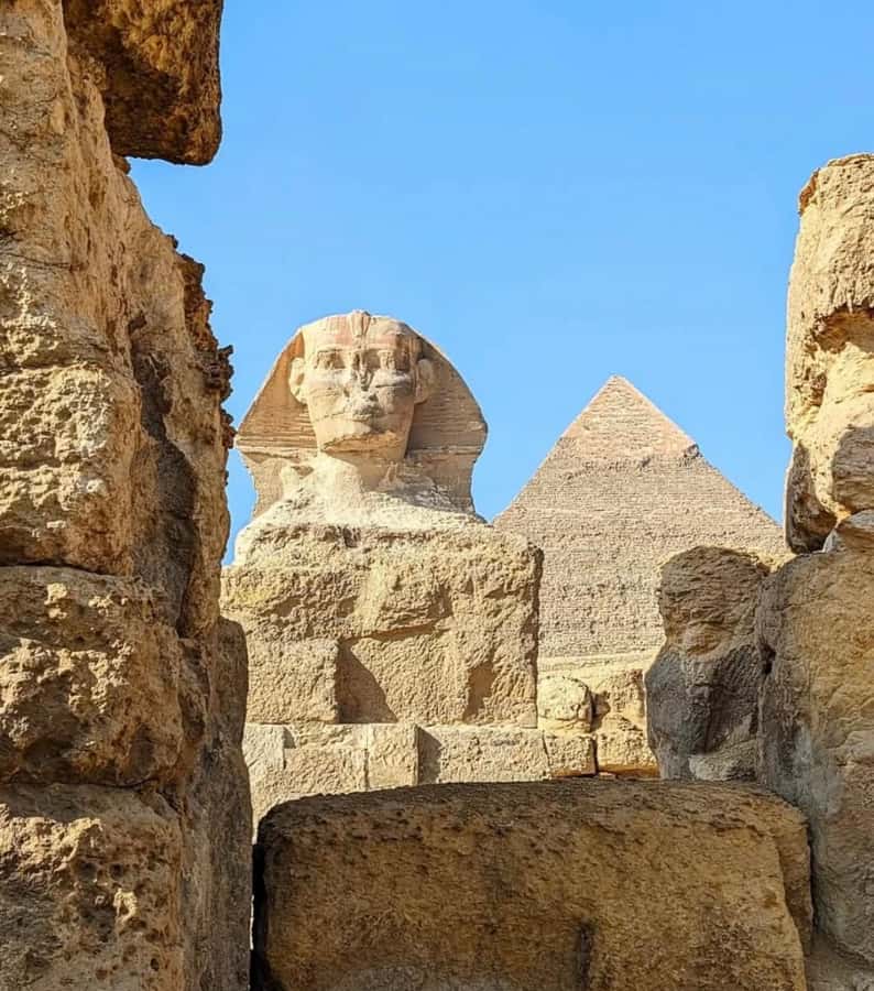 Cairo: Giza Pyramids, Memphis, and Sakkara Day Trip - The guides can shape the whole experience