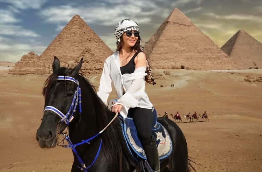 Cairo: Giza Pyramids, Memphis, and Sakkara Day Trip - Who should book this six-hour route?