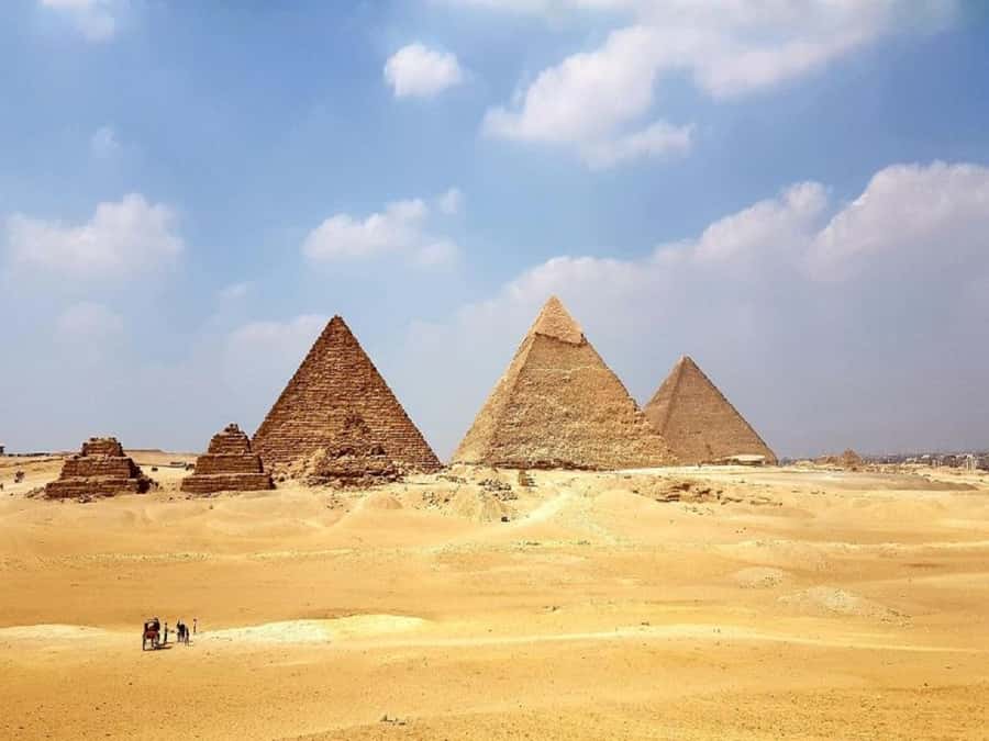 Cairo: Giza Pyramids, Sakkara & Dahshur All-Inclusive Tour - The Great Sphinx and its unanswered question