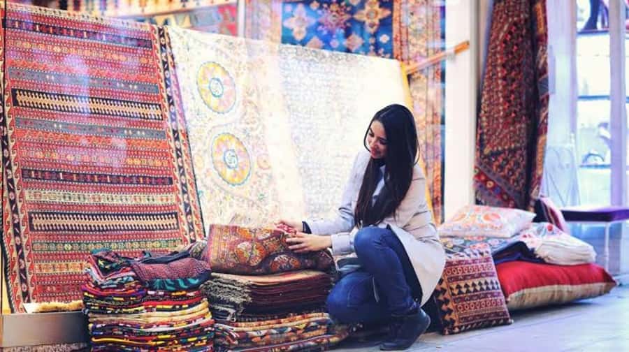 Cairo: Half Day Shopping tour - Essential Oils Factory: scents linked to ancient Egypt