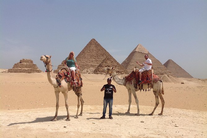 Cairo Half day tours to Giza Pyramids and Sphinx - Menkaure’s Pyramid and a shorter visit