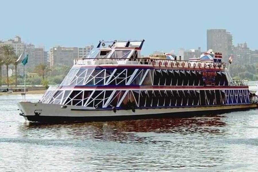 Cairo: Nile Dinner Cruise with Belly Dancer Show and Music - How to get the best evening